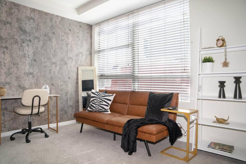 May Specials- Suite Spot Dtla- Free Parking Los Angeles Exterior photo